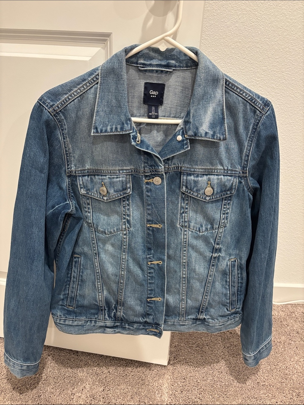 GAP Women's Blue Denim Jacket - washed, never worn